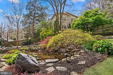 Exterior - 505 Ellsworth Dr, Silver Spring, MD 20910 photo 7 of 16