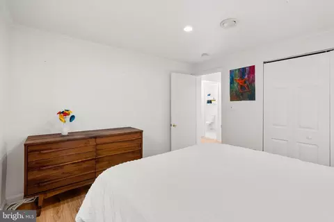 Bedroom - 505 Ellsworth Dr, Silver Spring, MD 20910 photo 11 of 11