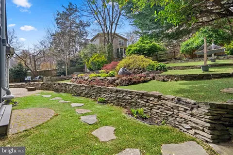 Exterior - 505 Ellsworth Dr, Silver Spring, MD 20910 photo 6 of 16