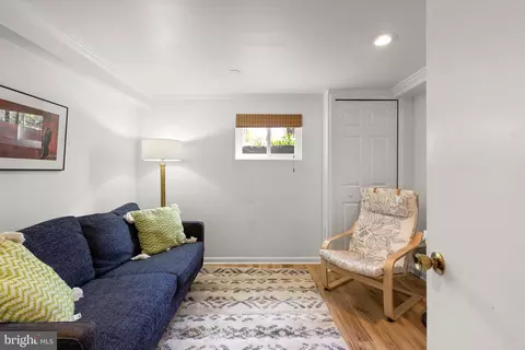 Living - 505 Ellsworth Dr, Silver Spring, MD 20910 photo 10 of 10