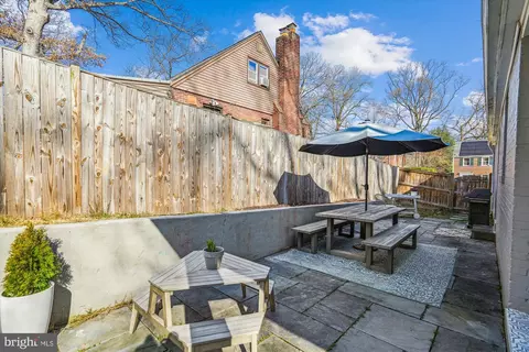 Exterior - 10206 Sutherland Rd, Silver Spring, MD 20901 photo 12 of 26