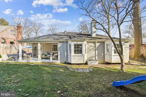 Exterior - 10206 Sutherland Rd, Silver Spring, MD 20901 photo 15 of 26