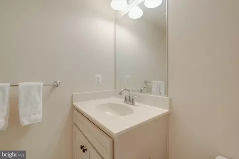 Bath - 13720 Soaring Wing Ln, Silver Spring, MD 20906 photo 3 of 4
