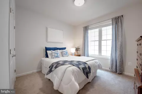 Bedroom - 13720 Soaring Wing Ln, Silver Spring, MD 20906 photo 8 of 11