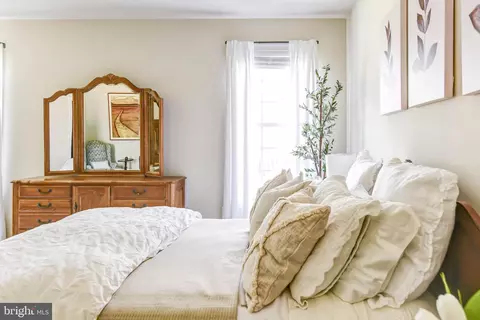 Bedroom - 13720 Soaring Wing Ln, Silver Spring, MD 20906 photo 2 of 11