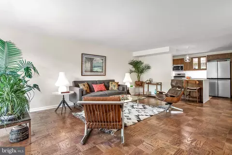 7538 Spring Lake Dr #A, Bethesda, MD 20817