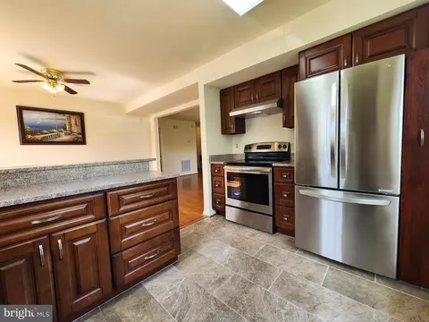 172 Kendrick Pl #172-14, Gaithersburg, MD 20878
