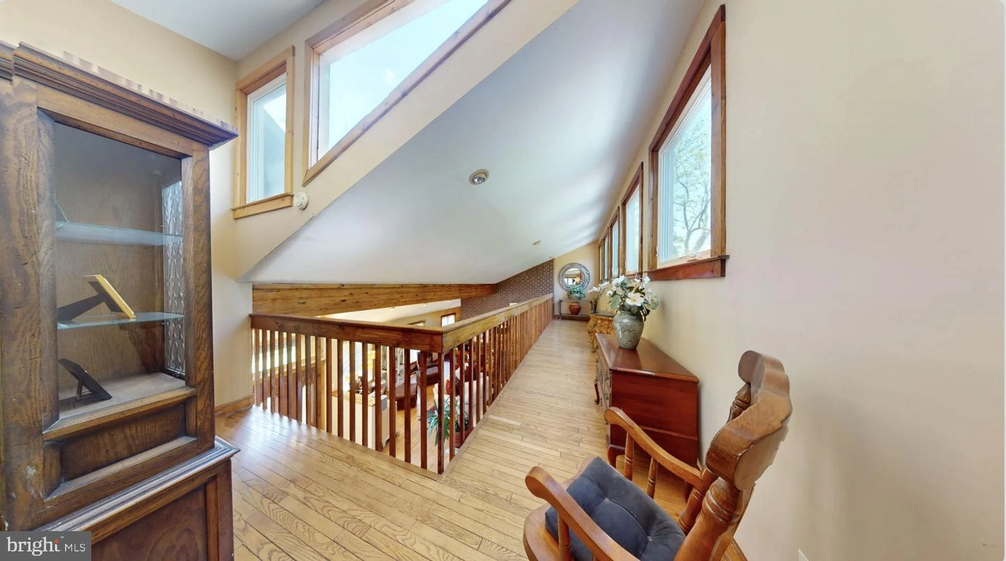 Entry Way - 736 Quaint Acres Dr, Silver Spring, MD 20904 photo 10 of 14