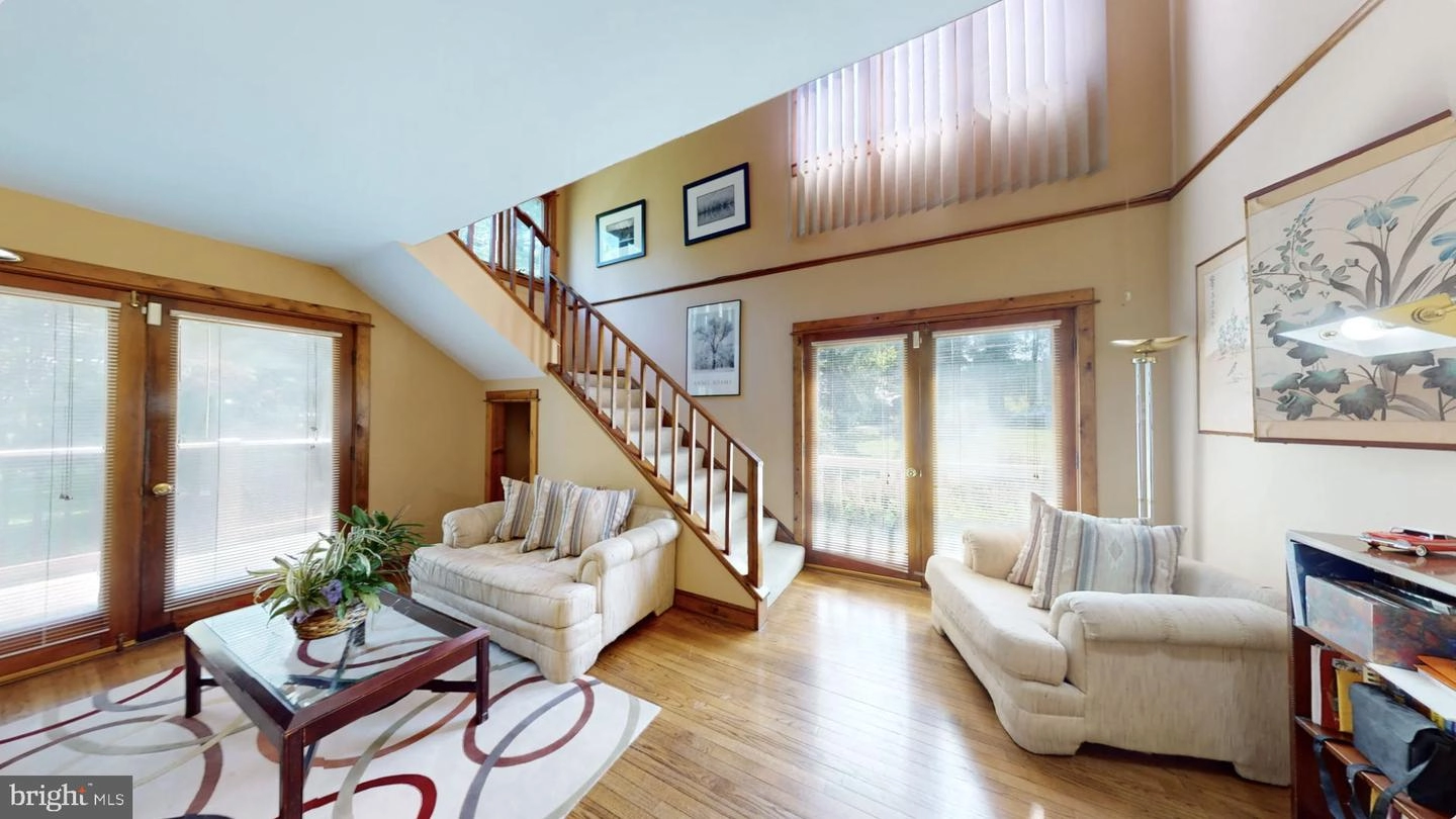 Entry Way - 736 Quaint Acres Dr, Silver Spring, MD 20904 photo 7 of 14