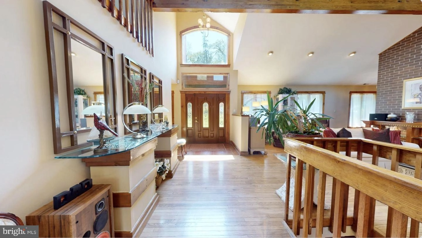 Entry Way - 736 Quaint Acres Dr, Silver Spring, MD 20904 photo 3 of 14