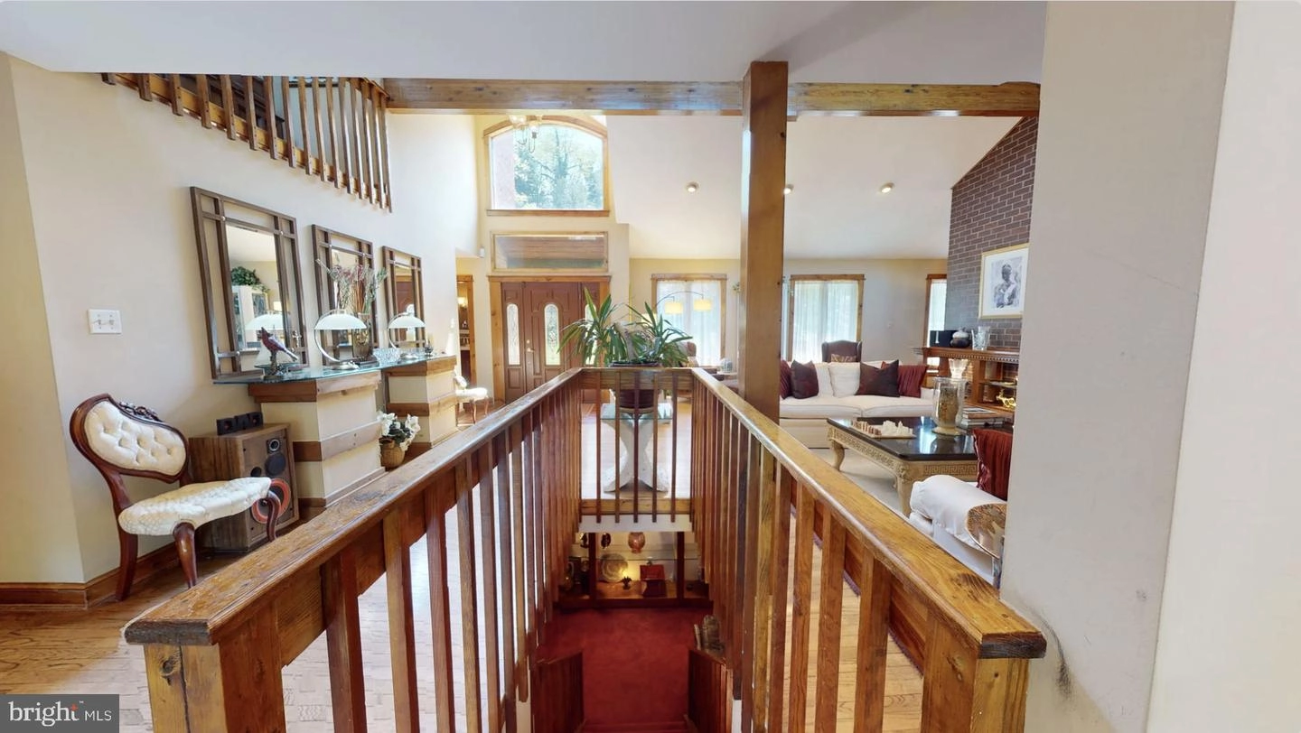 Entry Way - 736 Quaint Acres Dr, Silver Spring, MD 20904 photo 12 of 14