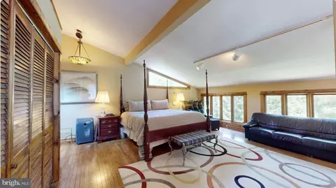 Bedroom - 736 Quaint Acres Dr, Silver Spring, MD 20904 photo 3 of 4