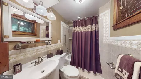 Bath - 736 Quaint Acres Dr, Silver Spring, MD 20904 photo 5 of 5