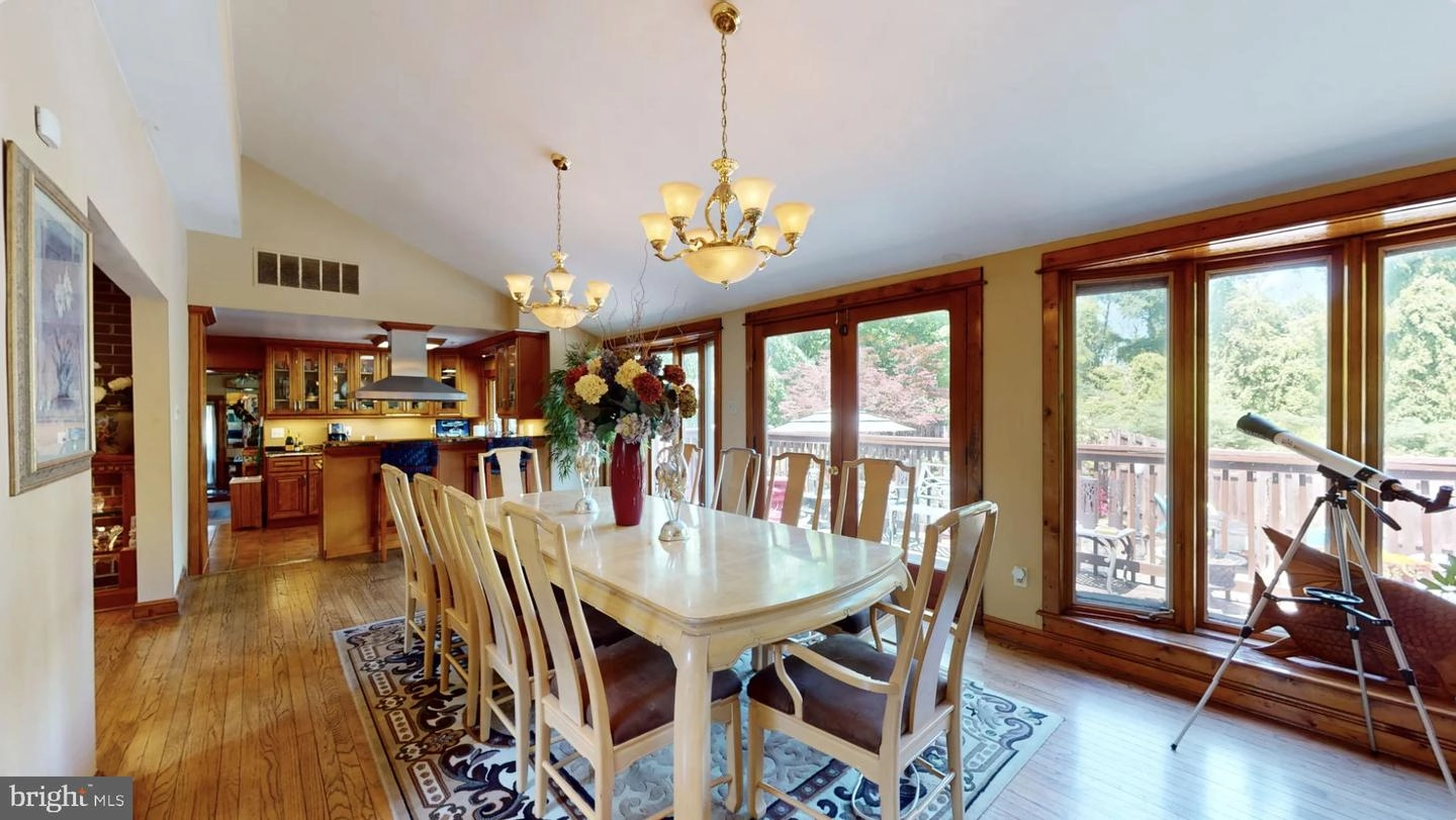 Dining - 736 Quaint Acres Dr, Silver Spring, MD 20904 photo 2 of 3