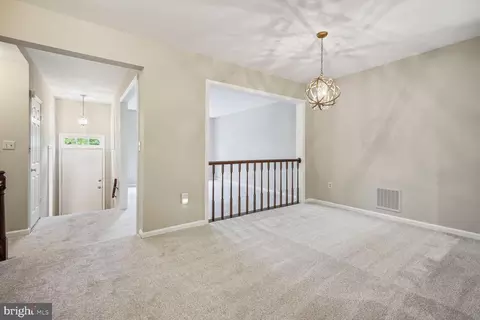 9015 Ottawa Pl, Silver Spring, MD 20910 photo 12