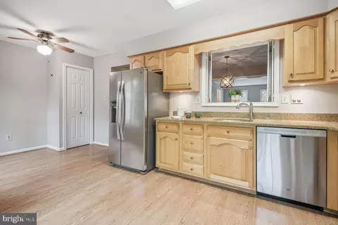 9015 Ottawa Pl, Silver Spring, MD 20910 photo 15