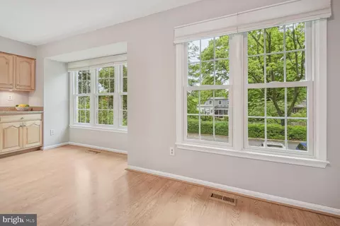 9015 Ottawa Pl, Silver Spring, MD 20910 photo 16