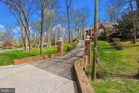View/Area - 9315 Crosby Rd, Silver Spring, MD 20910 photo 2 of 2