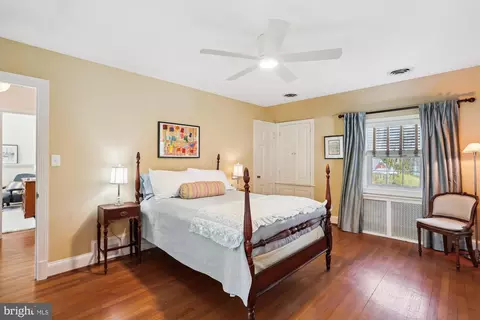 Bedroom - 9315 Crosby Rd, Silver Spring, MD 20910 photo 2 of 11