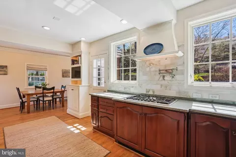 Kitchen - 9315 Crosby Rd, Silver Spring, MD 20910 photo 3 of 4