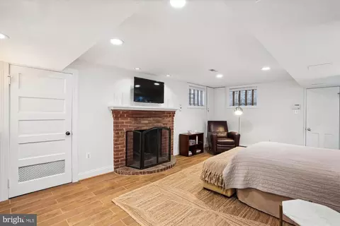 Bedroom - 9315 Crosby Rd, Silver Spring, MD 20910 photo 11 of 11