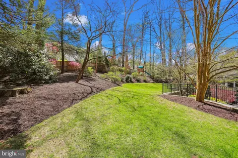 Exterior - 9315 Crosby Rd, Silver Spring, MD 20910 photo 21 of 23