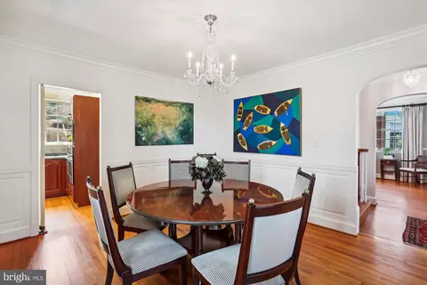 Dining - 9315 Crosby Rd, Silver Spring, MD 20910 photo 1 of 5