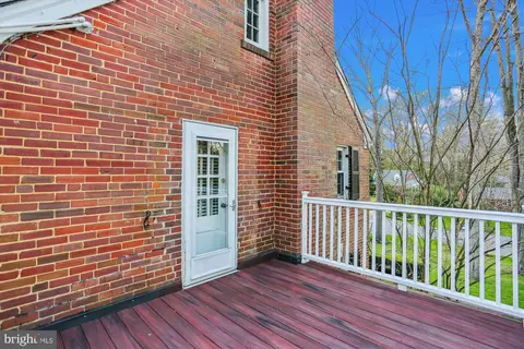 Exterior - 9315 Crosby Rd, Silver Spring, MD 20910 photo 6 of 23