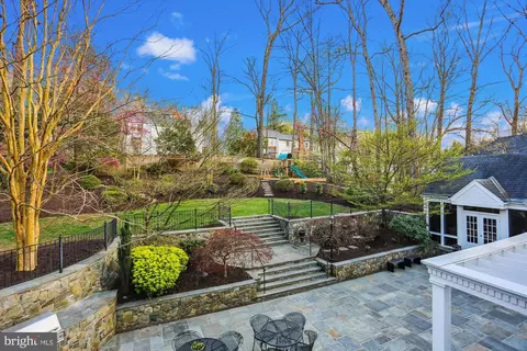 Exterior - 9315 Crosby Rd, Silver Spring, MD 20910 photo 5 of 23