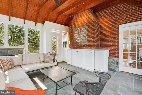 Exterior - 9315 Crosby Rd, Silver Spring, MD 20910 photo 3 of 23