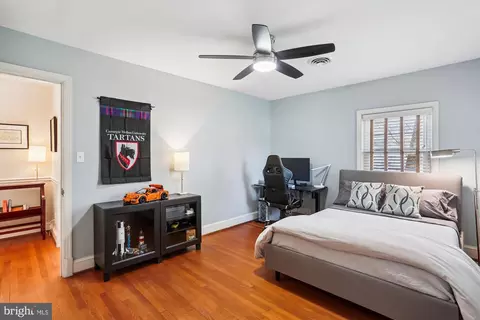 Bedroom - 9315 Crosby Rd, Silver Spring, MD 20910 photo 4 of 11