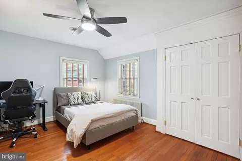 Bedroom - 9315 Crosby Rd, Silver Spring, MD 20910 photo 3 of 11