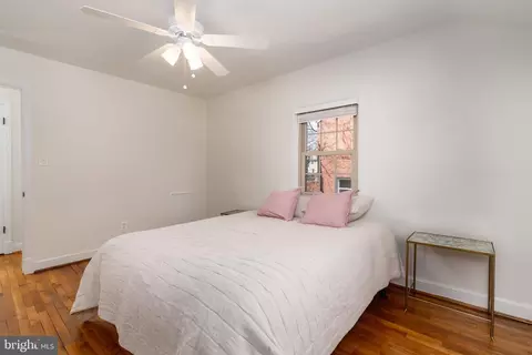 Bedroom - 10512 Amherst Ave, Silver Spring, MD 20902 photo 1 of 2