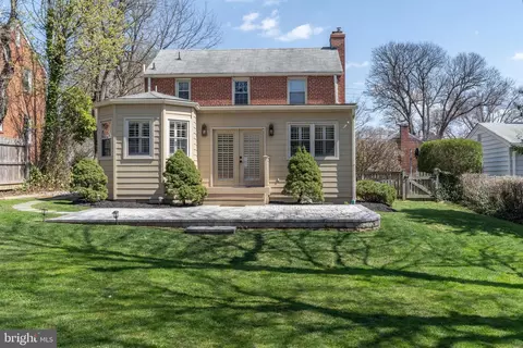 Exterior - 10512 Amherst Ave, Silver Spring, MD 20902 photo 4 of 10