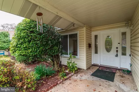 Exterior - 2833 Aquarius Ave, Silver Spring, MD 20906 photo 6 of 12