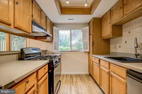 Kitchen - 2833 Aquarius Ave, Silver Spring, MD 20906 photo 3 of 7