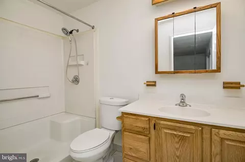 Bath - 2833 Aquarius Ave, Silver Spring, MD 20906 photo 2 of 2