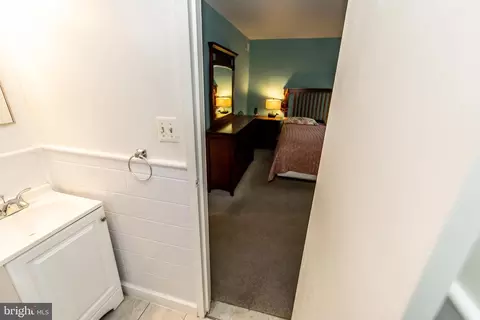 Bath - 3850 Bel Pre Rd #3850-7, Silver Spring, MD 20906 photo 5 of 5