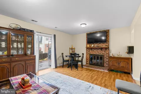 Living - 3910 Tynewick Dr #11, Silver Spring, MD 20906 photo 7 of 7
