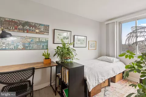 1900 Lyttonsville Rd #1203, Silver Spring, MD 20910 photo 8