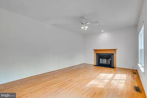 Living - 13226 Ewood Ln, Silver Spring, MD 20906 photo 3 of 3