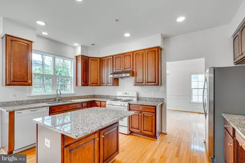 Kitchen - 13226 Ewood Ln, Silver Spring, MD 20906 photo 4 of 5
