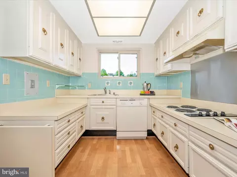 Kitchen - 3472 Chiswick Ct #41-A, Silver Spring, MD 20906 photo 2 of 8