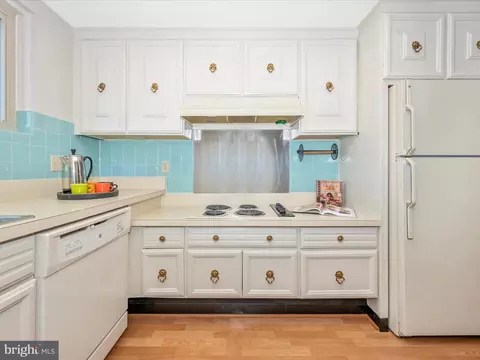Kitchen - 3472 Chiswick Ct #41-A, Silver Spring, MD 20906 photo 4 of 8