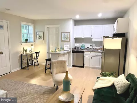 6638 Hillandale Rd # A, Chevy Chase, MD 20815
