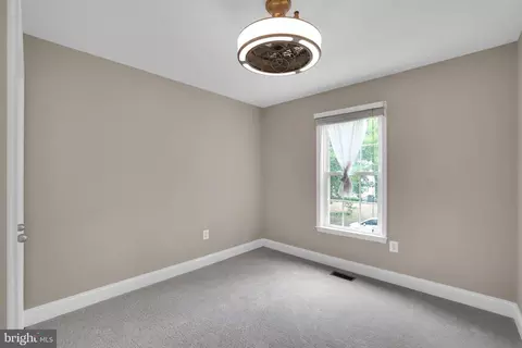 2710 Deer Ridge Dr, Silver Spring, MD 20904 photo 27