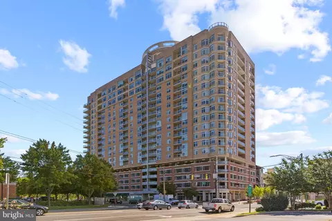 5750 Bou Ave #607, Rockville, MD 20852