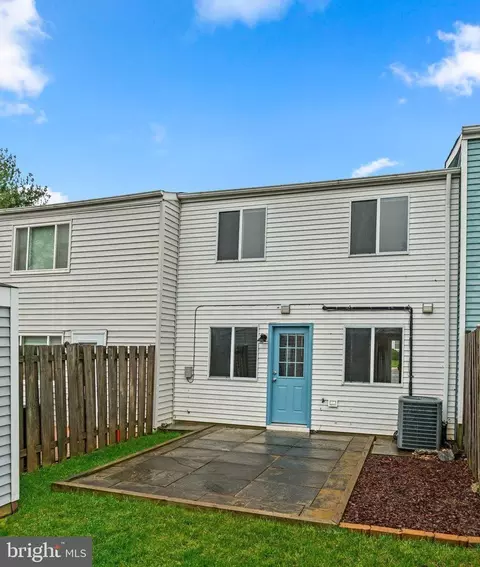 Exterior - 10168 Shelldrake Cir, Damascus, MD 20872 photo 7 of 7