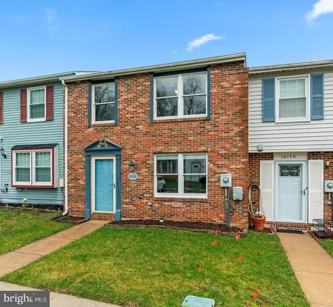 Exterior - 10168 Shelldrake Cir, Damascus, MD 20872 photo 3 of 7