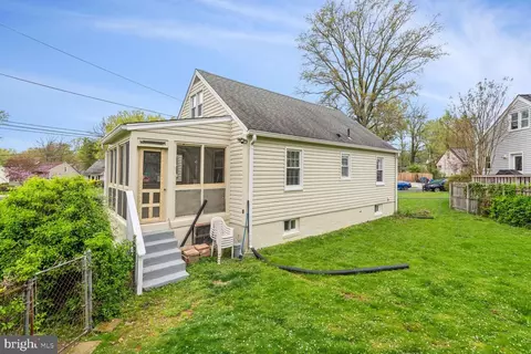 Exterior - 804 Dryden St, Silver Spring, MD 20901 photo 4 of 7